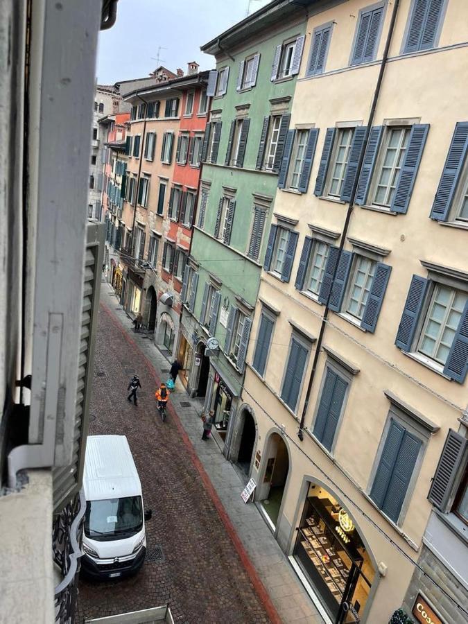 Gatto Bianco 9 Appartamento Bergamo